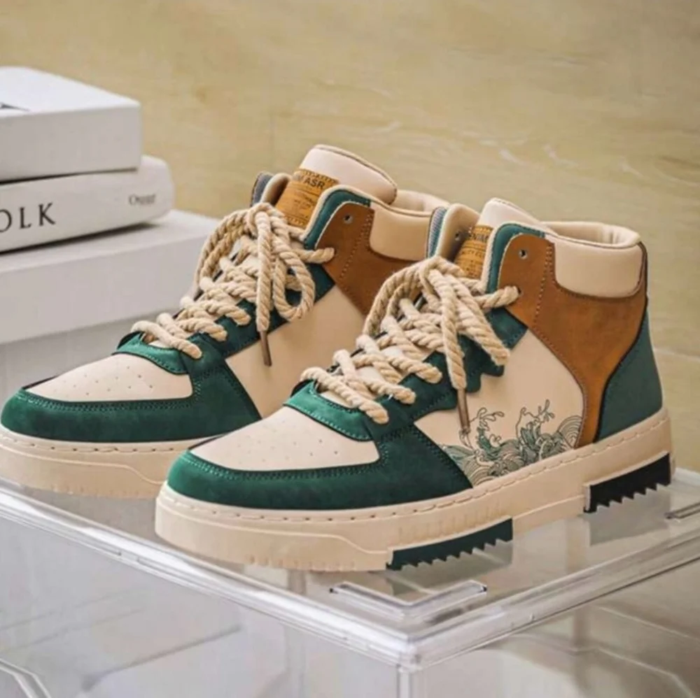 Men’s Cream and Green Sneaker Skate Shoes - Picture 1 of 8